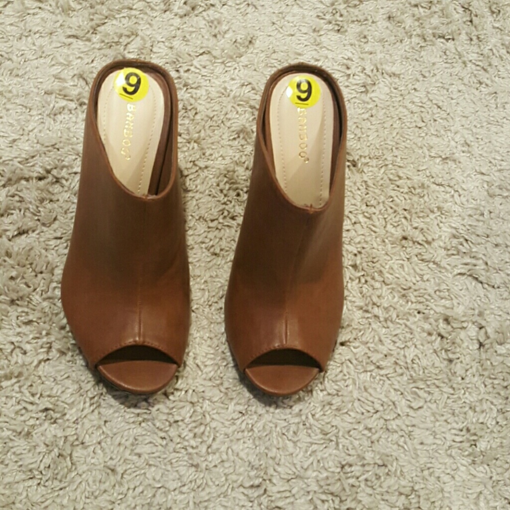 Brand New Bamboo Shoes Size 9